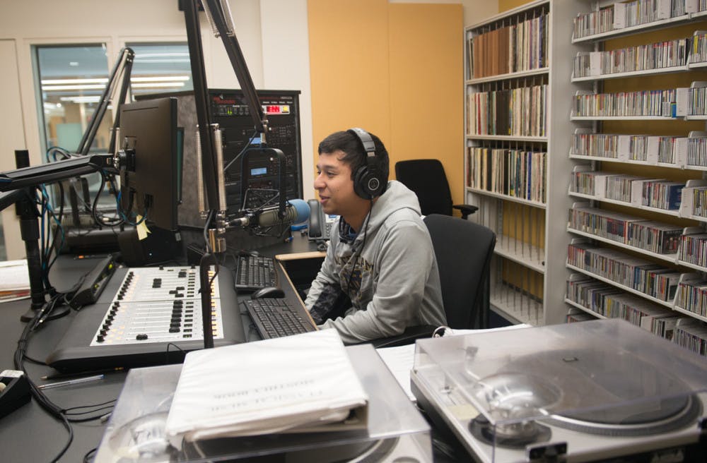 1517789082-3584d150ef614aa