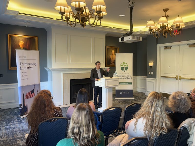 New York Times columnist reflects upon American identity at ‘America at 250’ lecture