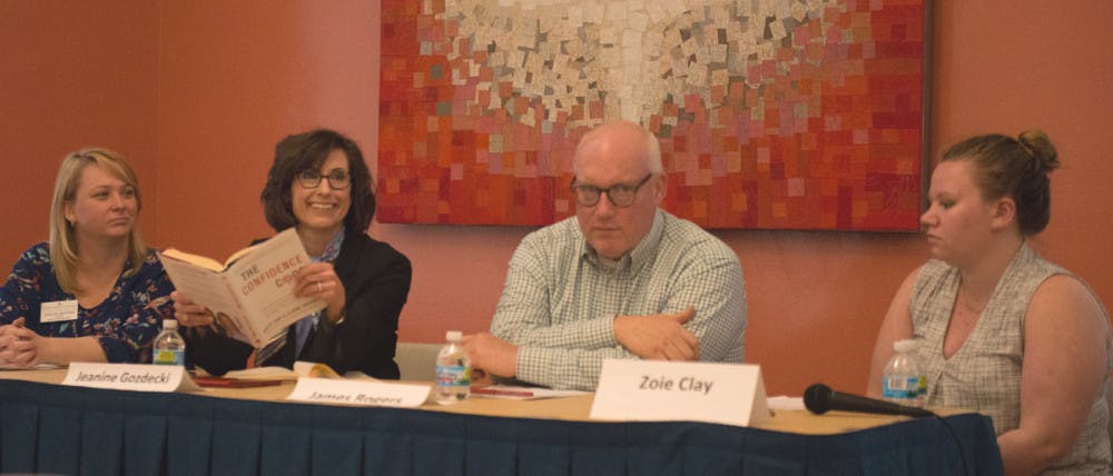 1555482007-78d08f093c1afc7