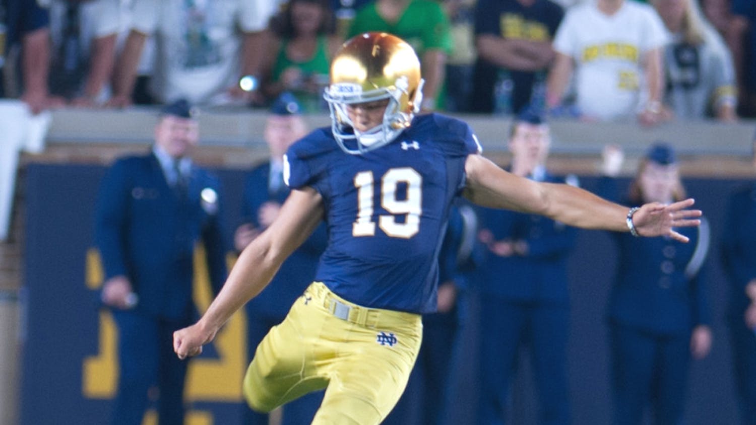 1541705428-fc2ba2ecefdc982