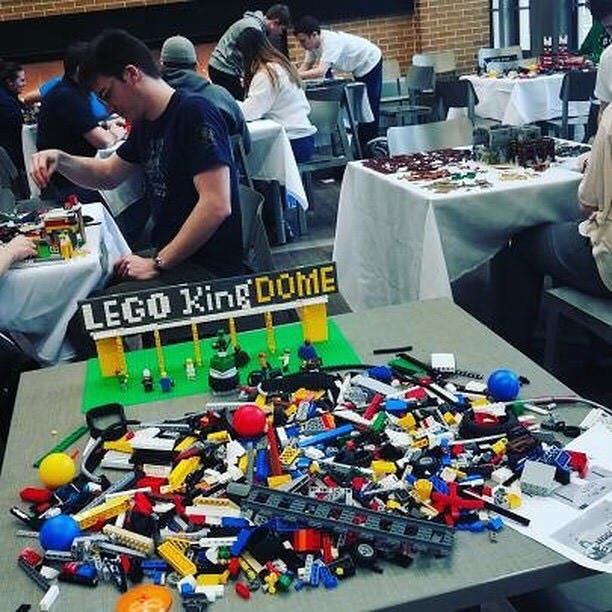 1614195235-f9c6d1398ef9fbd