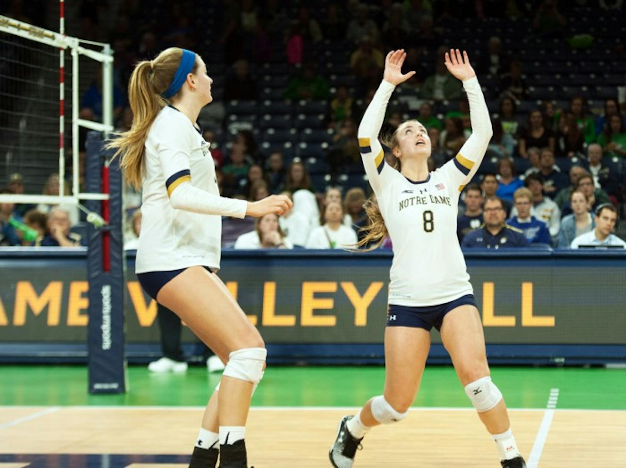 Irish junior setter Caroline Holt prepares to set the ball during Notre Dame’s 3-1 win over Duke on Sept. 30 at Purcell Pavilion. Holt was the ACC leader in assists when she broke her leg in the middle of the season.