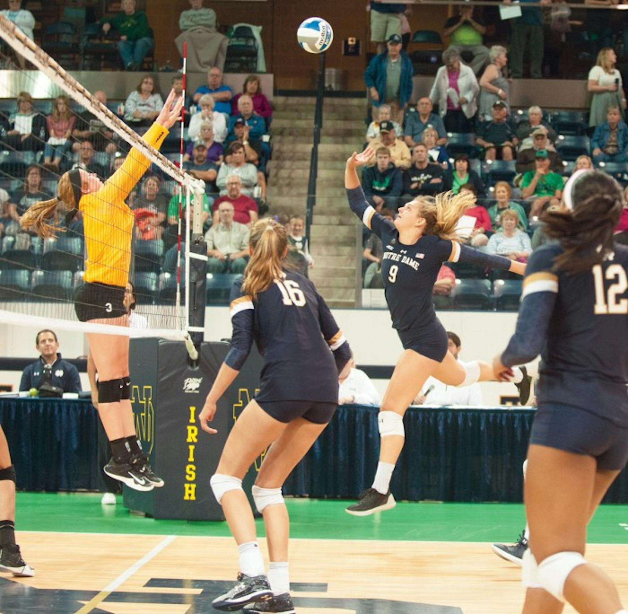 Junior outside hitter Rebecca Nunge goes in for the attack during Notre Dame's 3-1 win over Valparaiso on Aug. 25 at Compton Family Ice Arena.