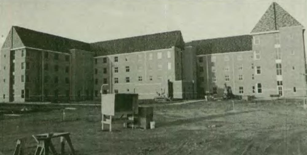 1682869546-77057a8460cf564