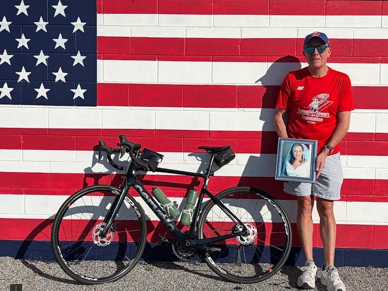 Irish fan cycles across the country in remembrance of 9/11