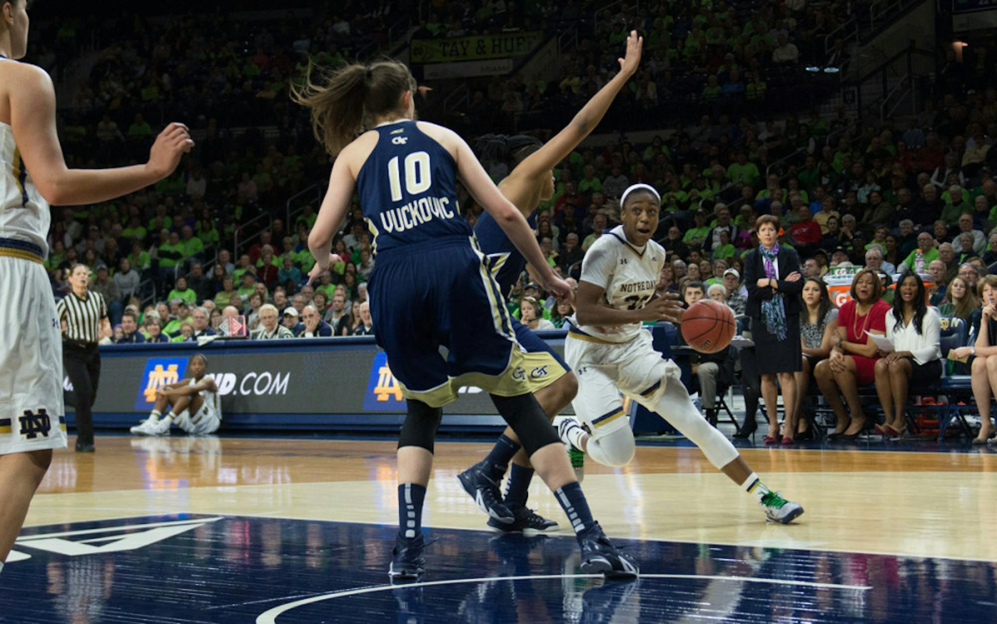 Irish junior guard Jewell Loyd drives to the hoop in a win against Georgia Tech last Thursday at Purcell Pavilion.