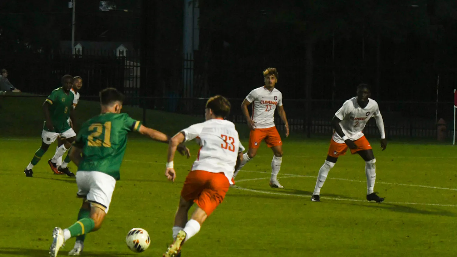 1695576826-e3b310bbe76f958