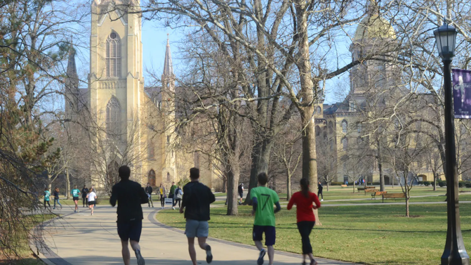 1554683640-b017cebdbd59d41