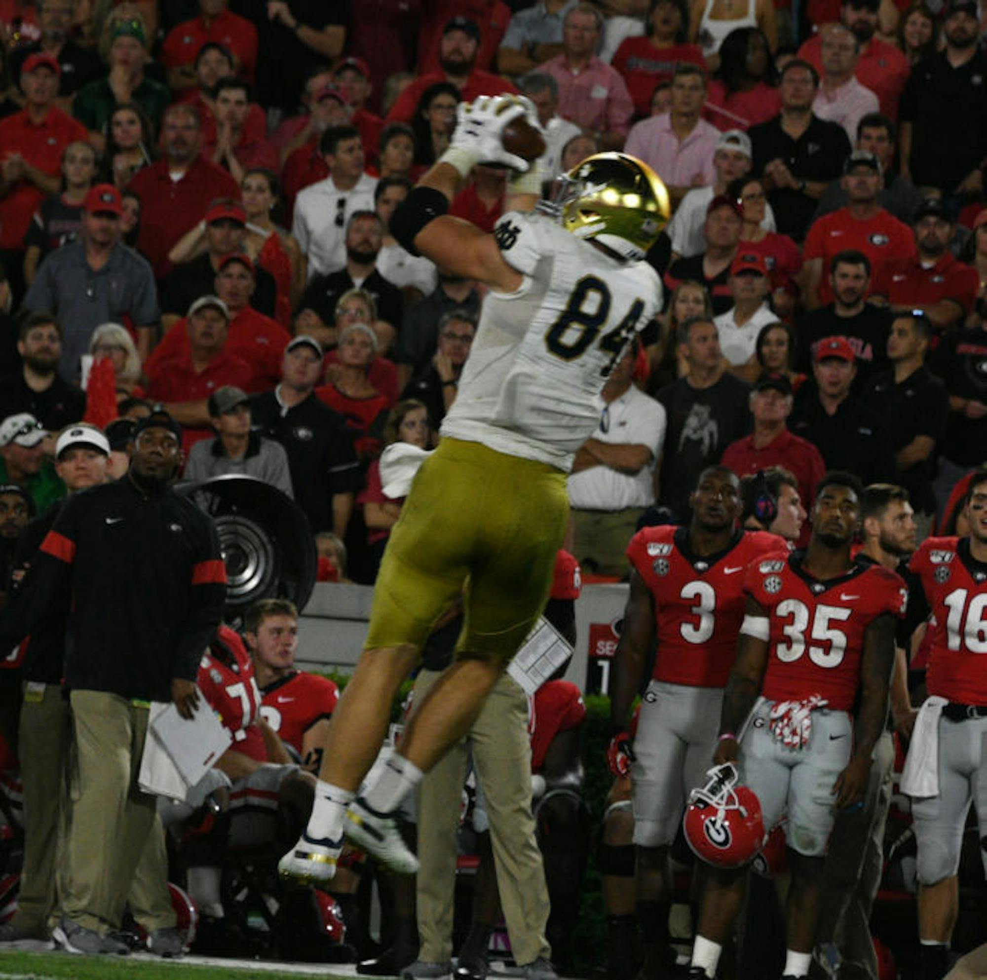 1569464654-9af91a0d53e62cf-700x695