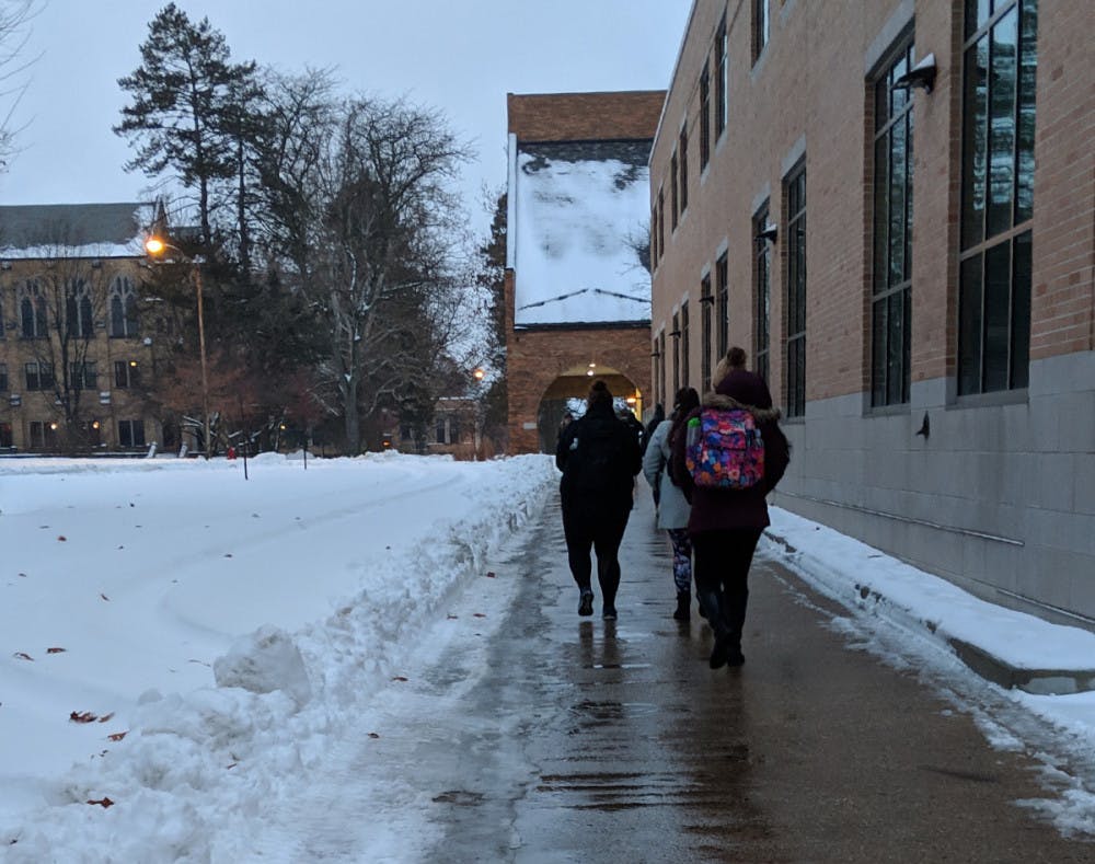 1548713584-47089afb744e806