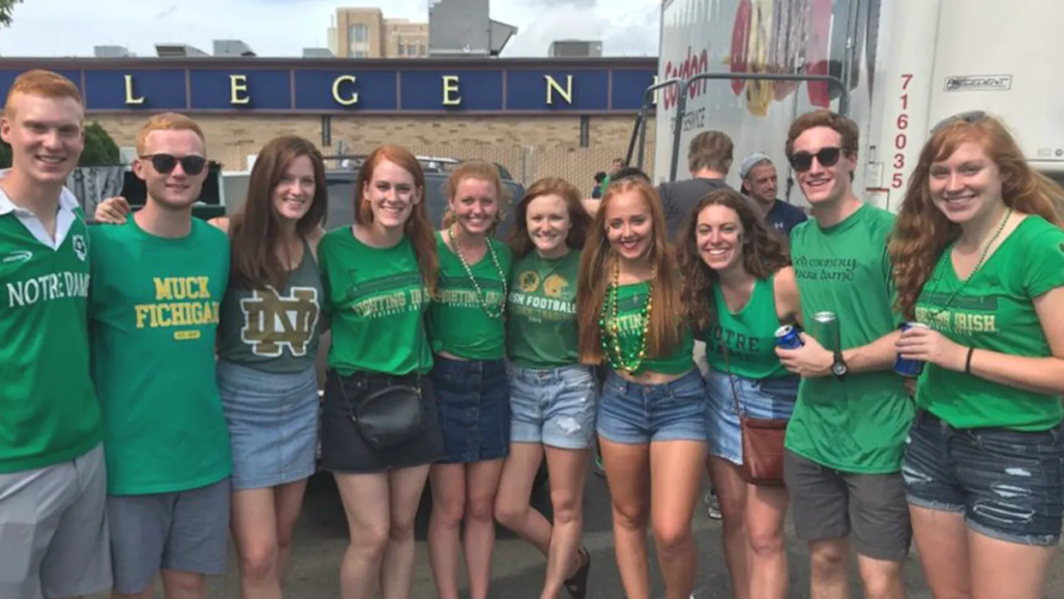 1541628882-523349c127d72cb