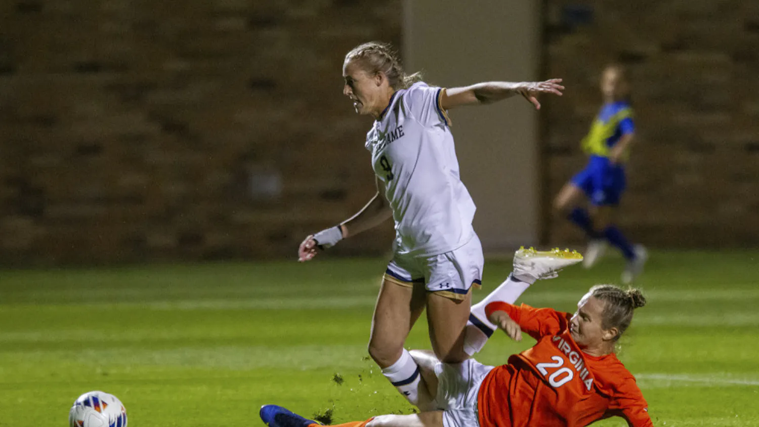 1679404399-4f5bd35d37d0a74