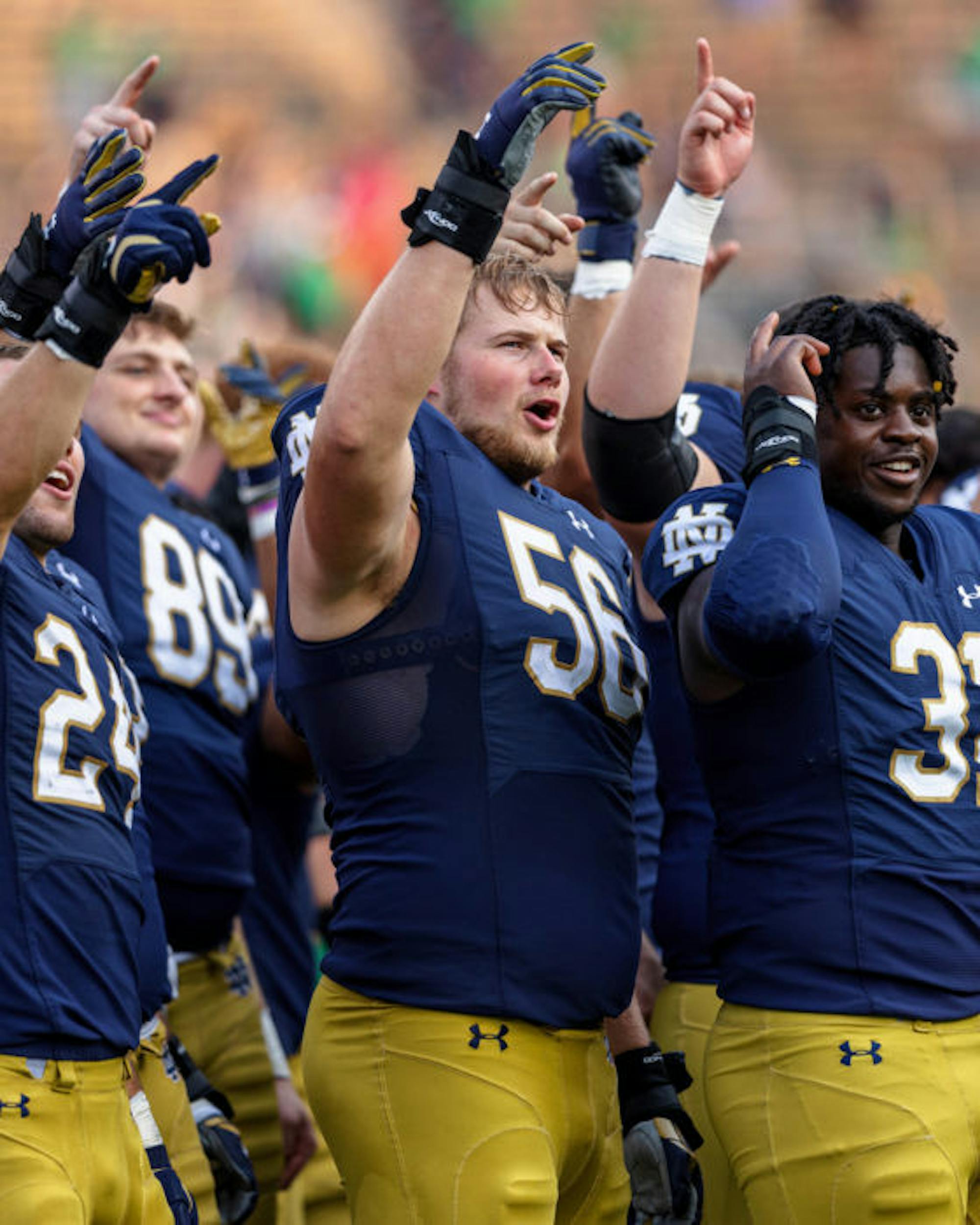 1637251611-0b068a240cd9590-560x700