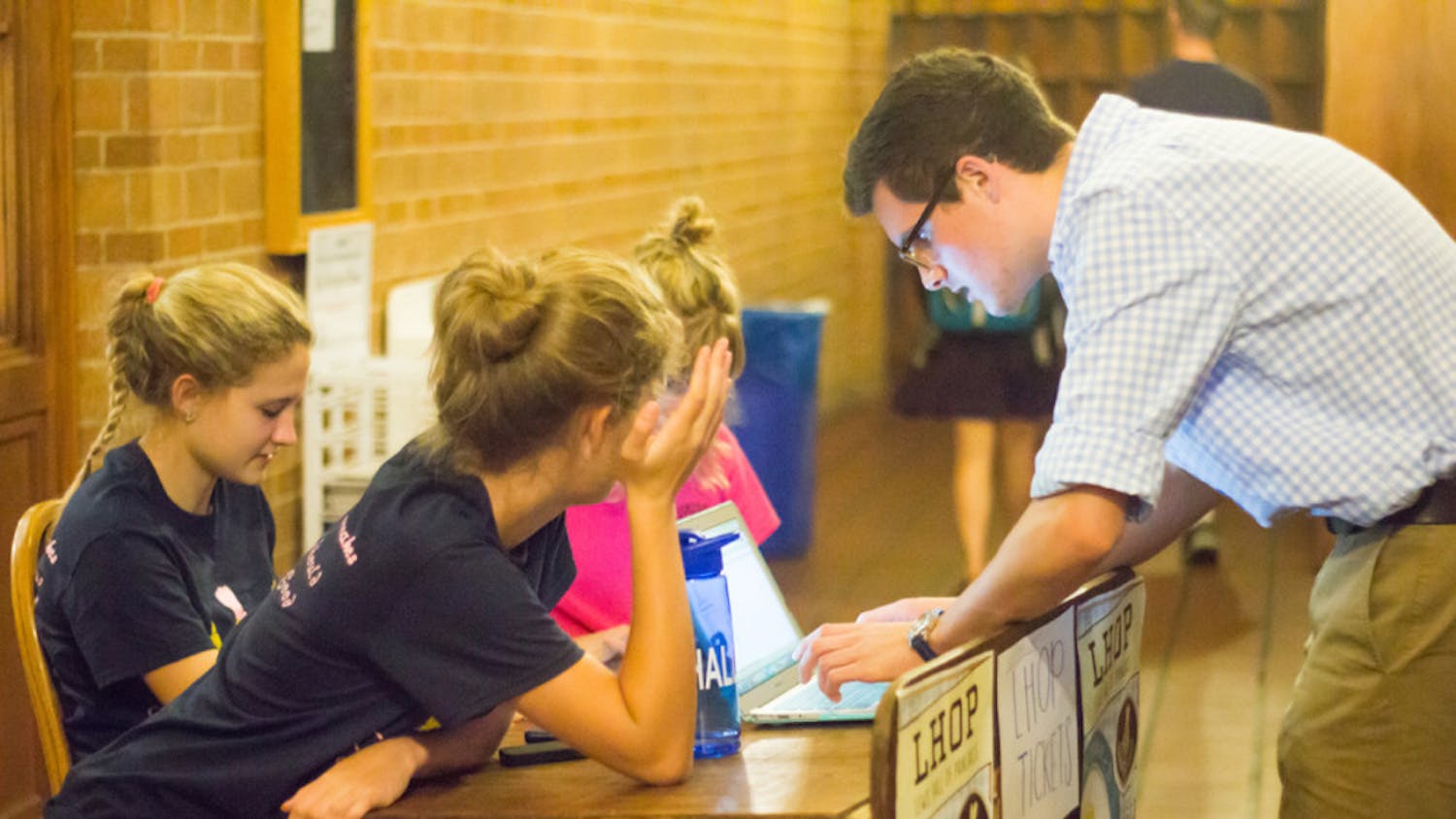 1473383872-aa30c56d65c4f17