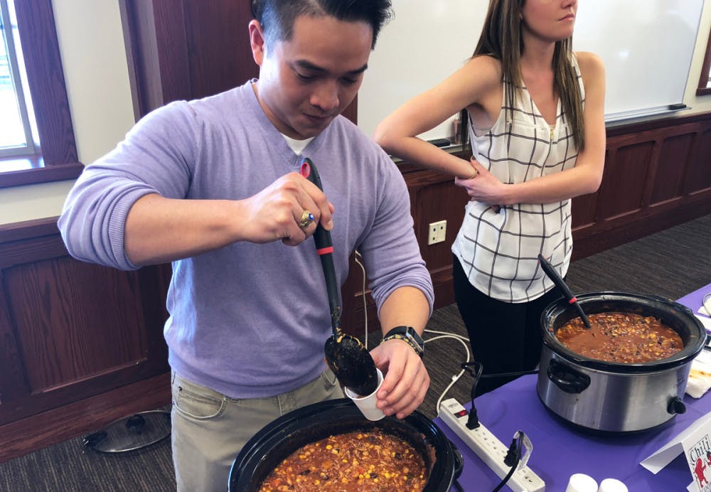 1520468626-fa49ee35582b0df