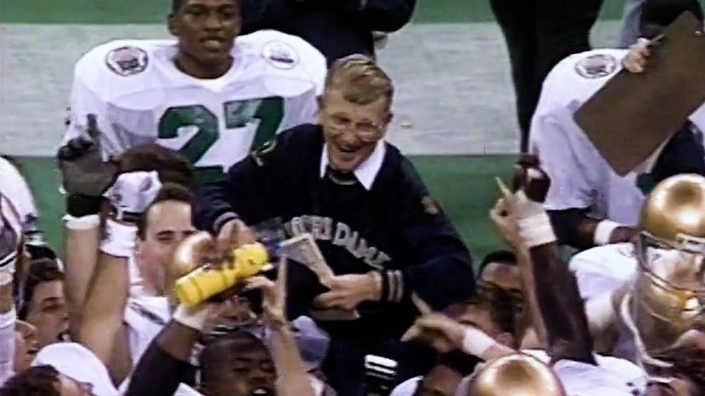 notre-dame-gator-bowl-lou-holtz.jpg