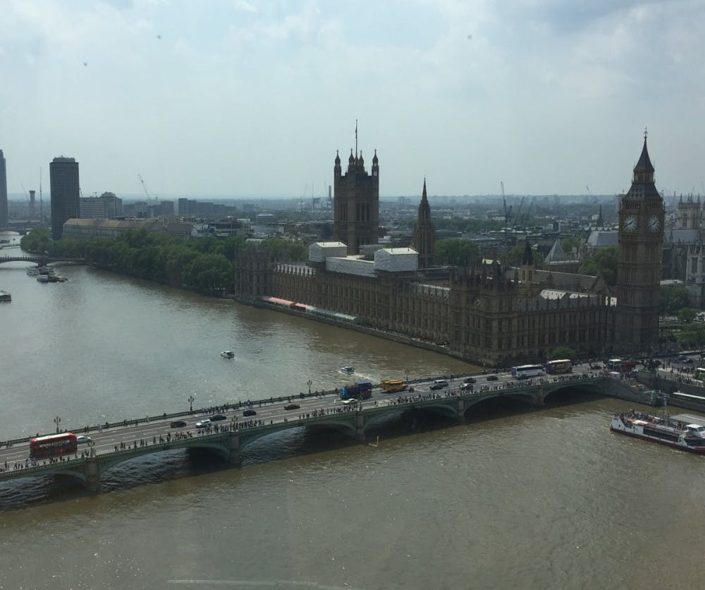 1490317599-11f682010e5c30d