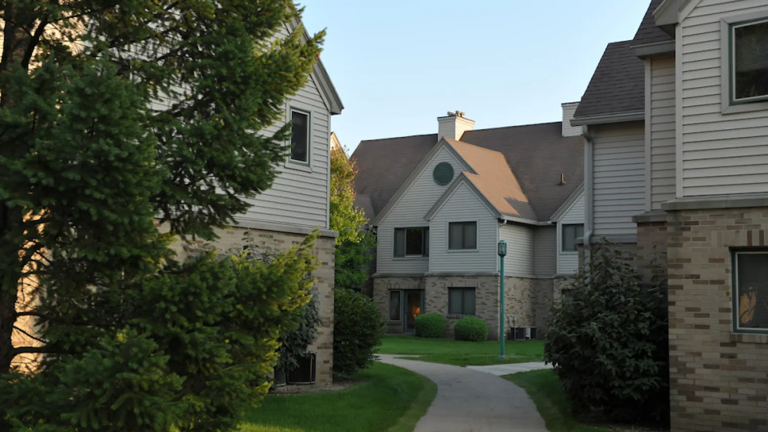 1675388117-0dc21a7dd2d04ed