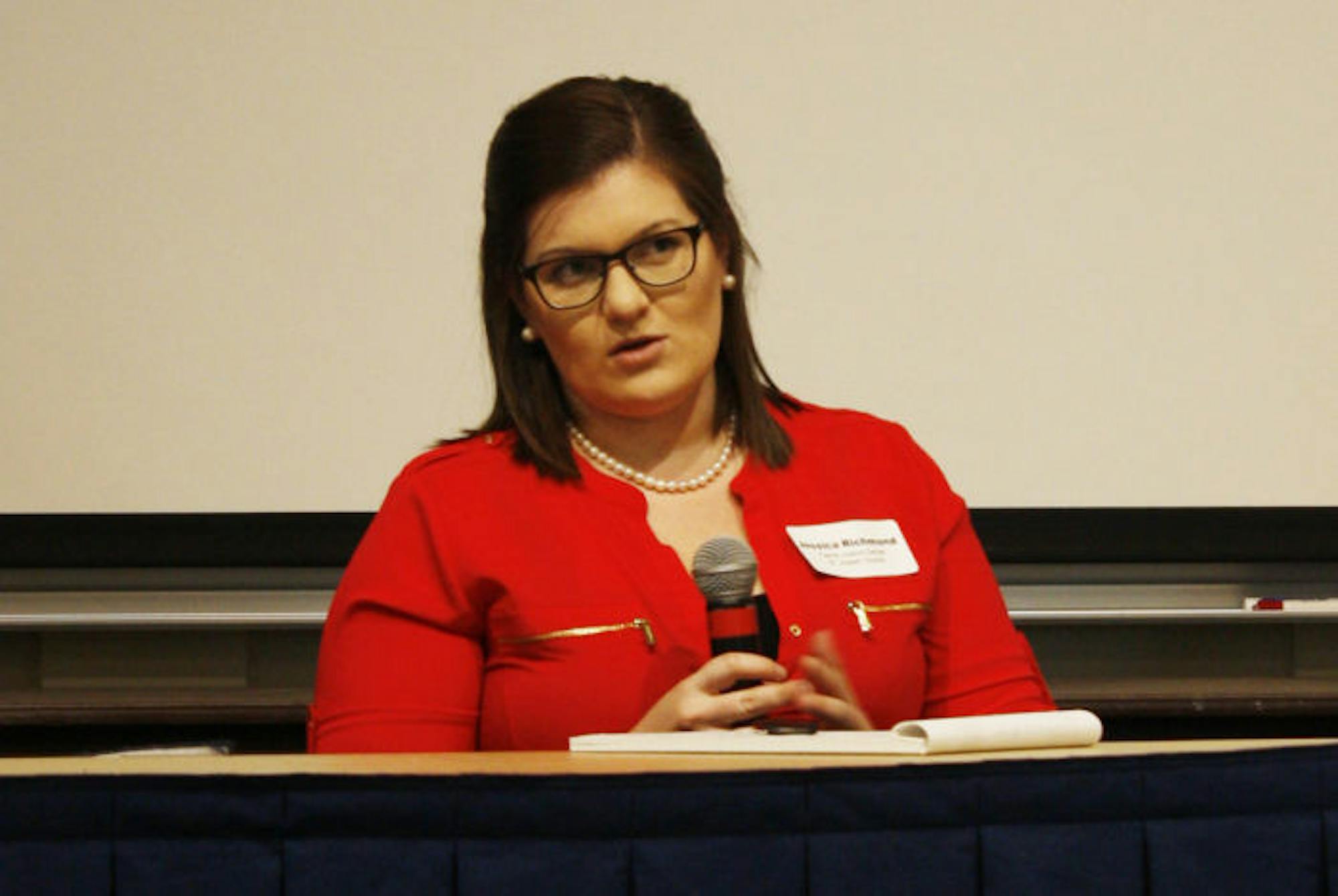 1523569740-16a874cac405e23-700x469