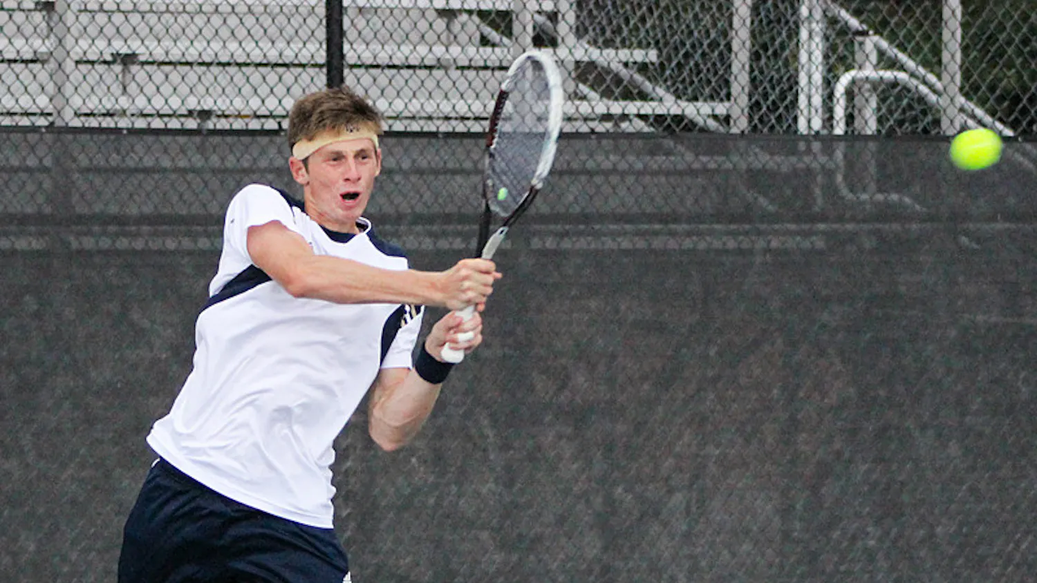 Alex-Lawson-20131005-2013-2014-20131005-Cleveland-State-Eck-Tennis-Center-Emmet-Farnan-Home-Mens-Tennis-The-Observer