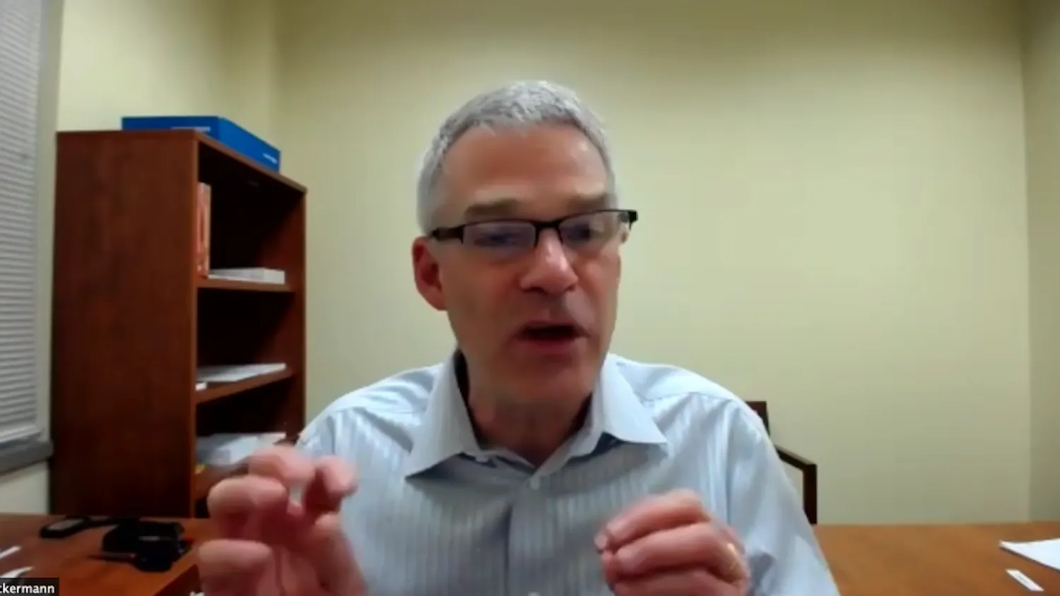 1616953522-27cdbe30ad15389