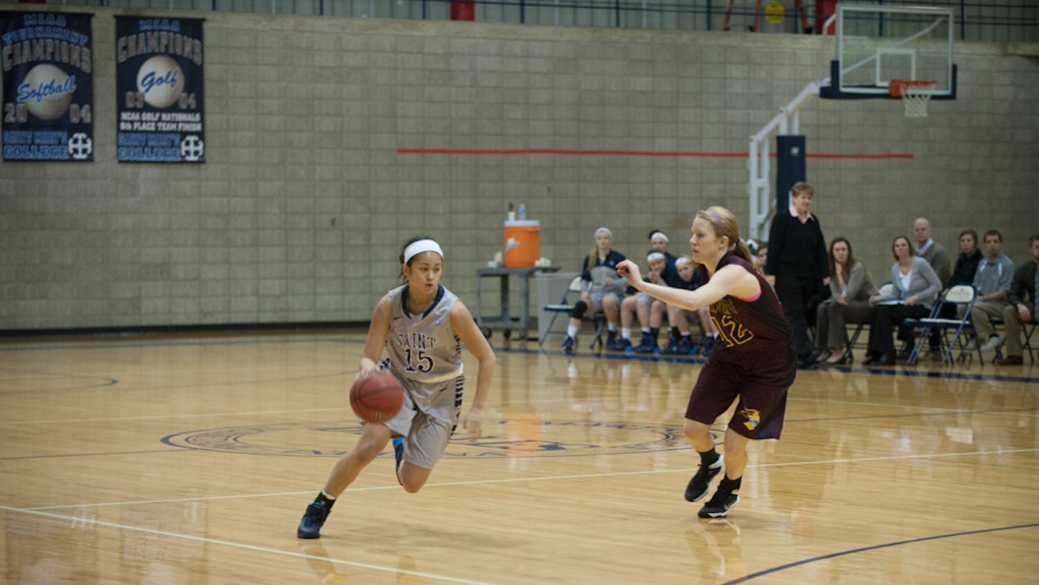 20140115-SMCBballvCalvin-Pesigan-Caroline-Genco_