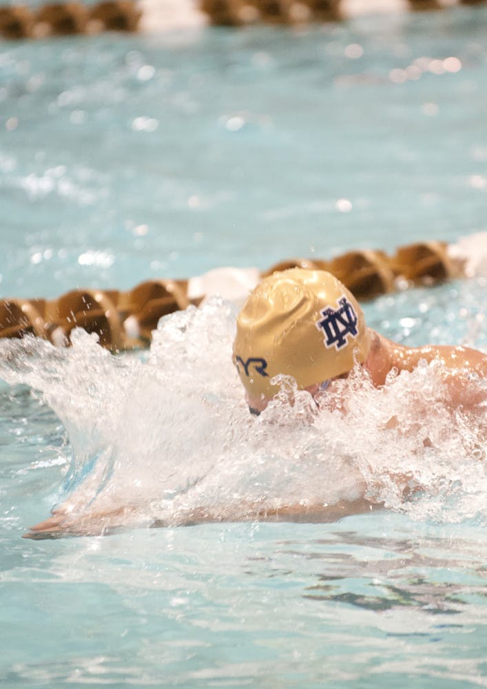Mens-Swimming-shot-Miller-Mens-200-IM-by-Zach-Llorens-013114