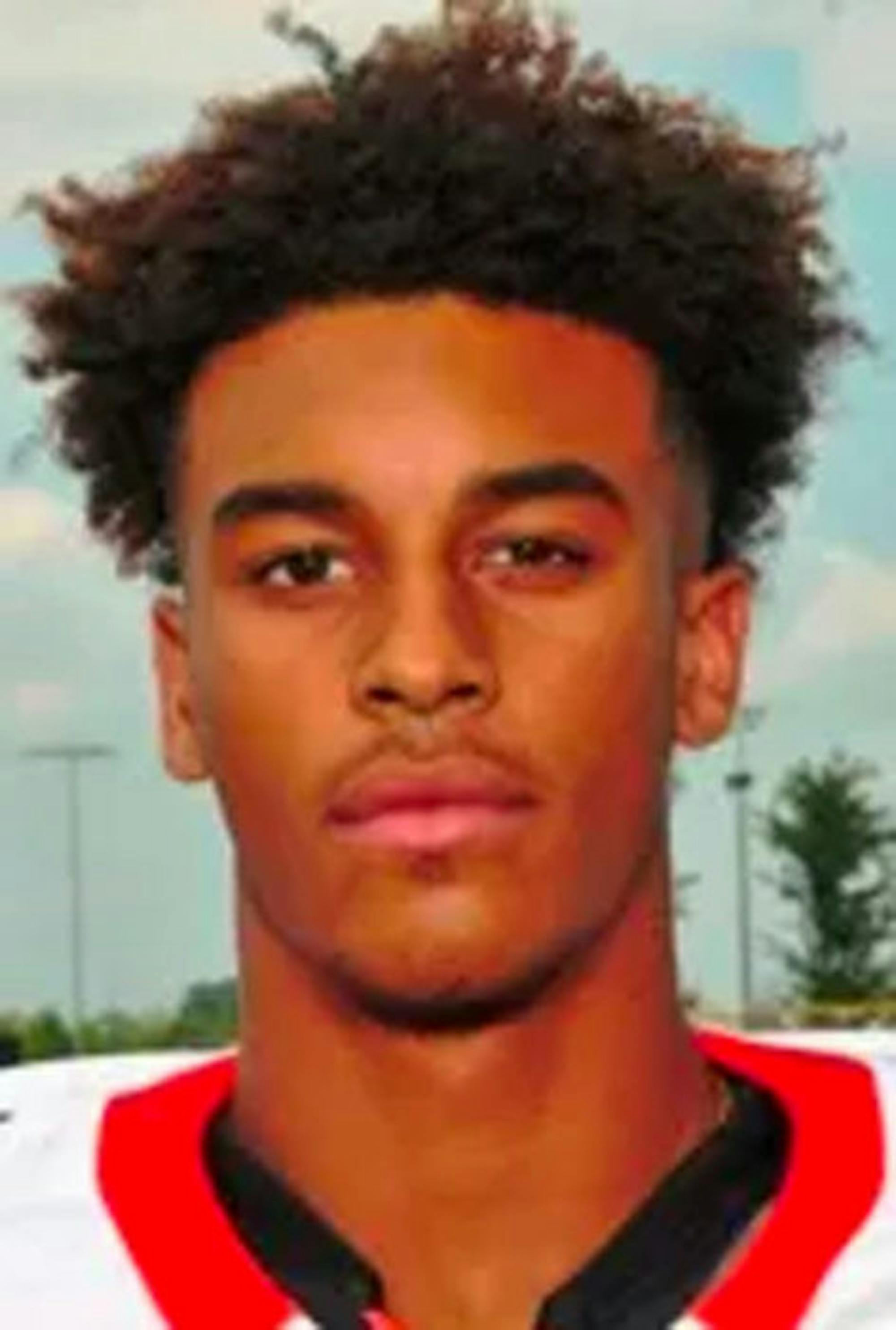 1549504948-93f11b42fa2b57a-472x700