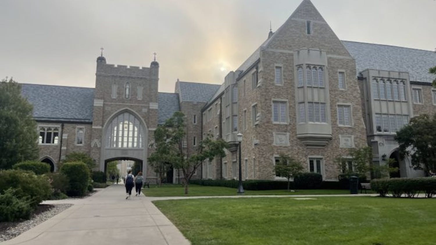 1679404149-6a5bbad204b4526-700x525