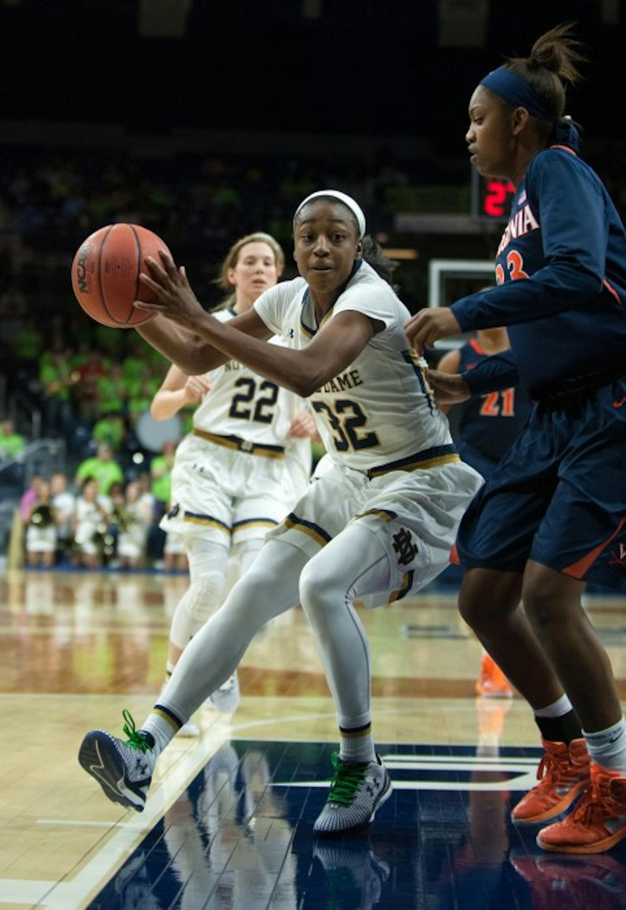 Irish junior guard Jewell Loyd drives during Notre Dame's 75-54 win over Virginia on Thursday at Purcell Pavilion.