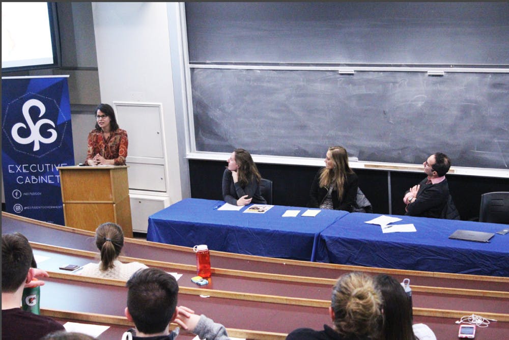 1511915663-152d96f979a3667