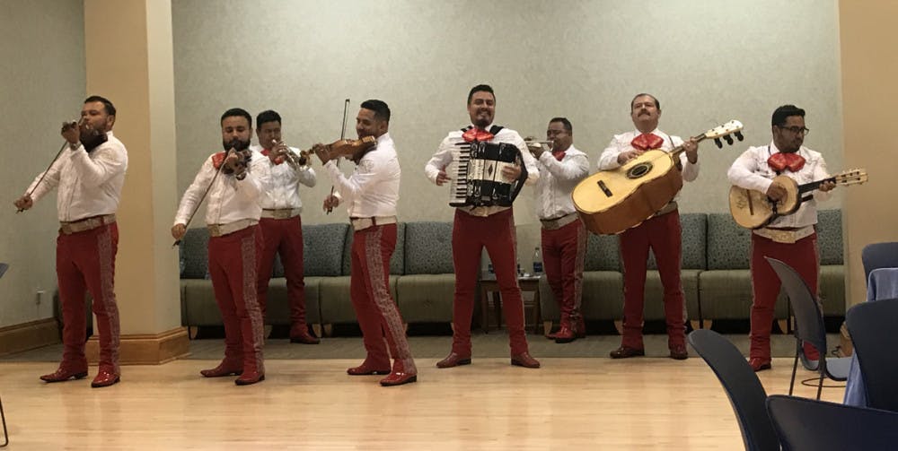 1570061211-046d4f518cbcea0