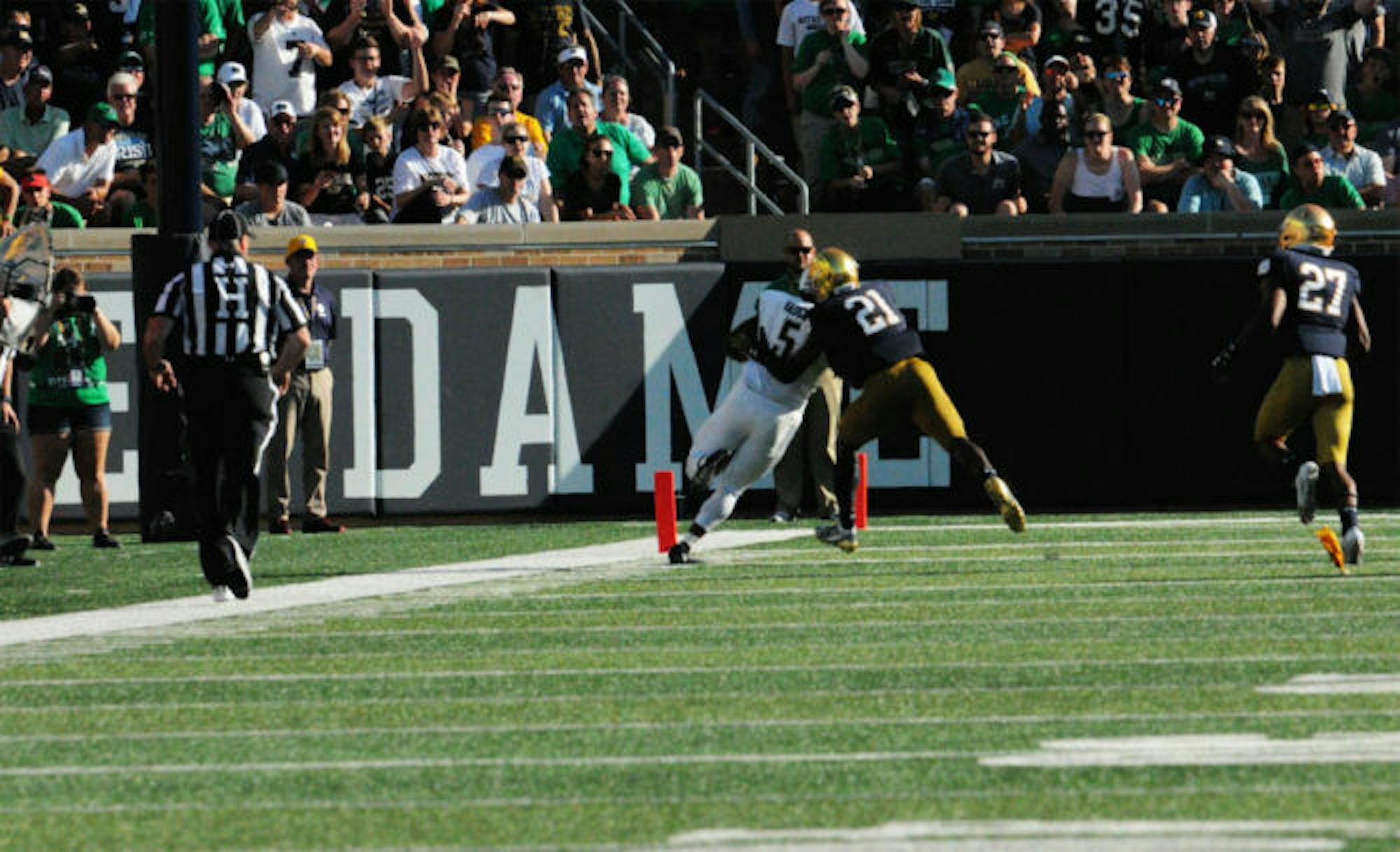 1537057583-10b1c4de15e1705-700x426