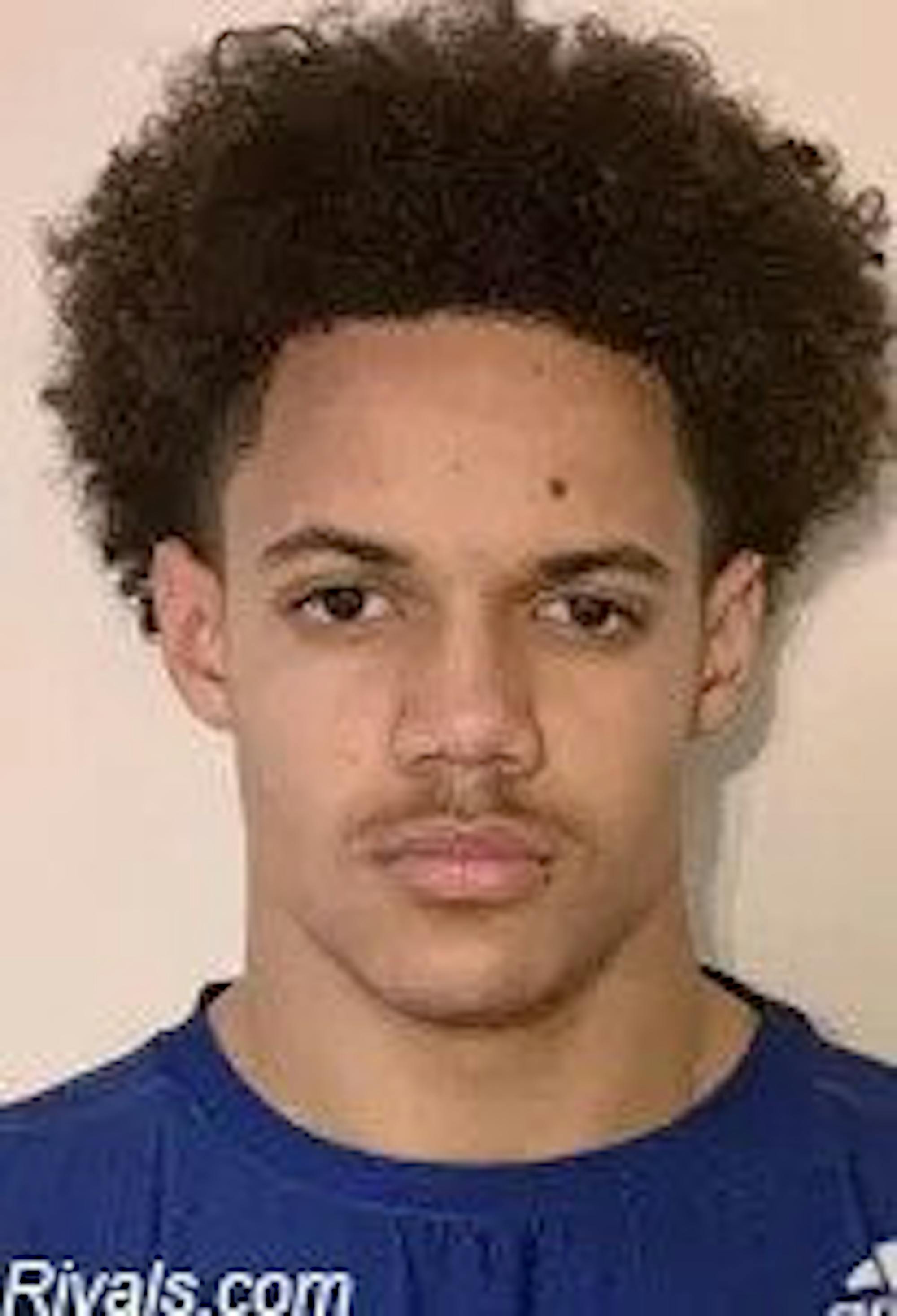 1612040007-aeb8e38e9d5db42