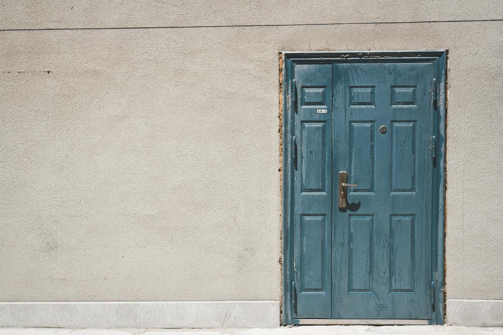 door_unsplash