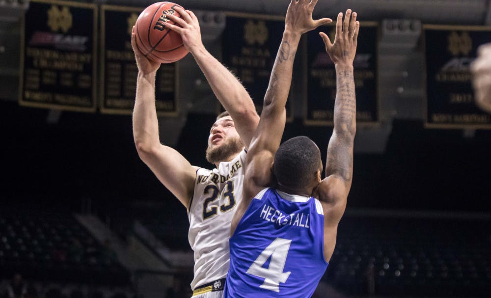 1520990388-c67e46259cb08f0