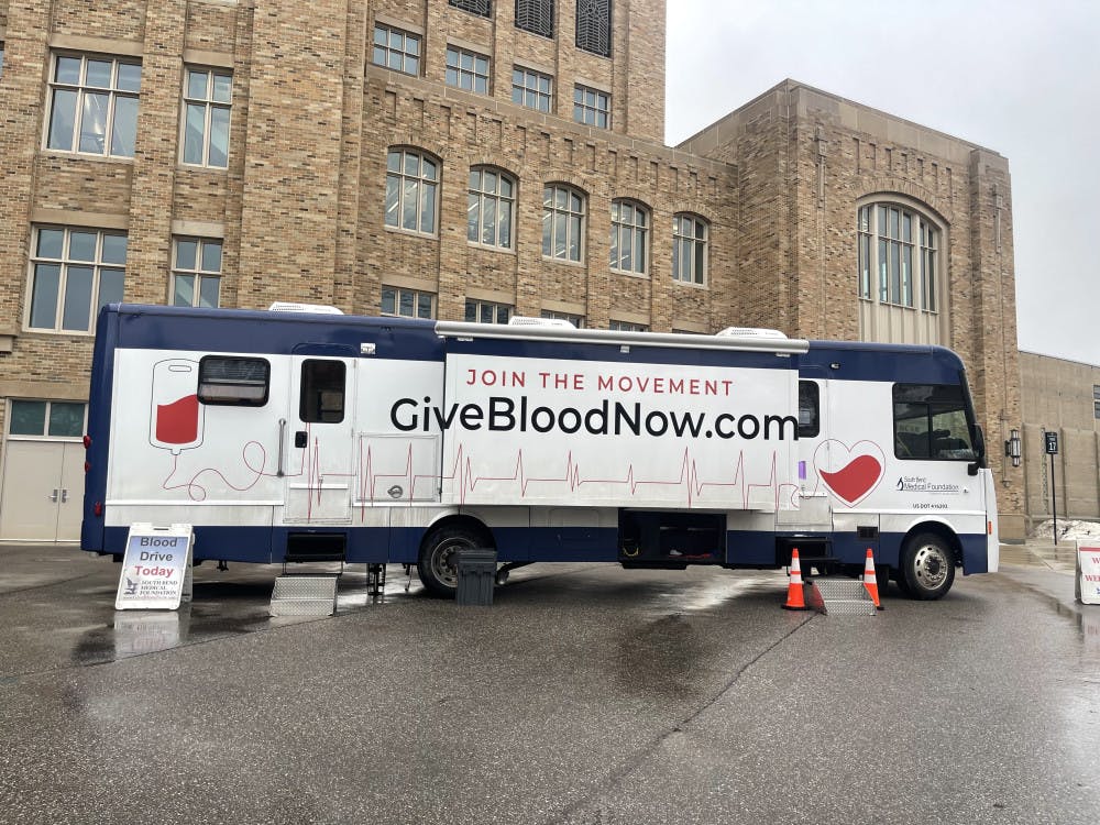 1645620402-f28d39fc2bb1146