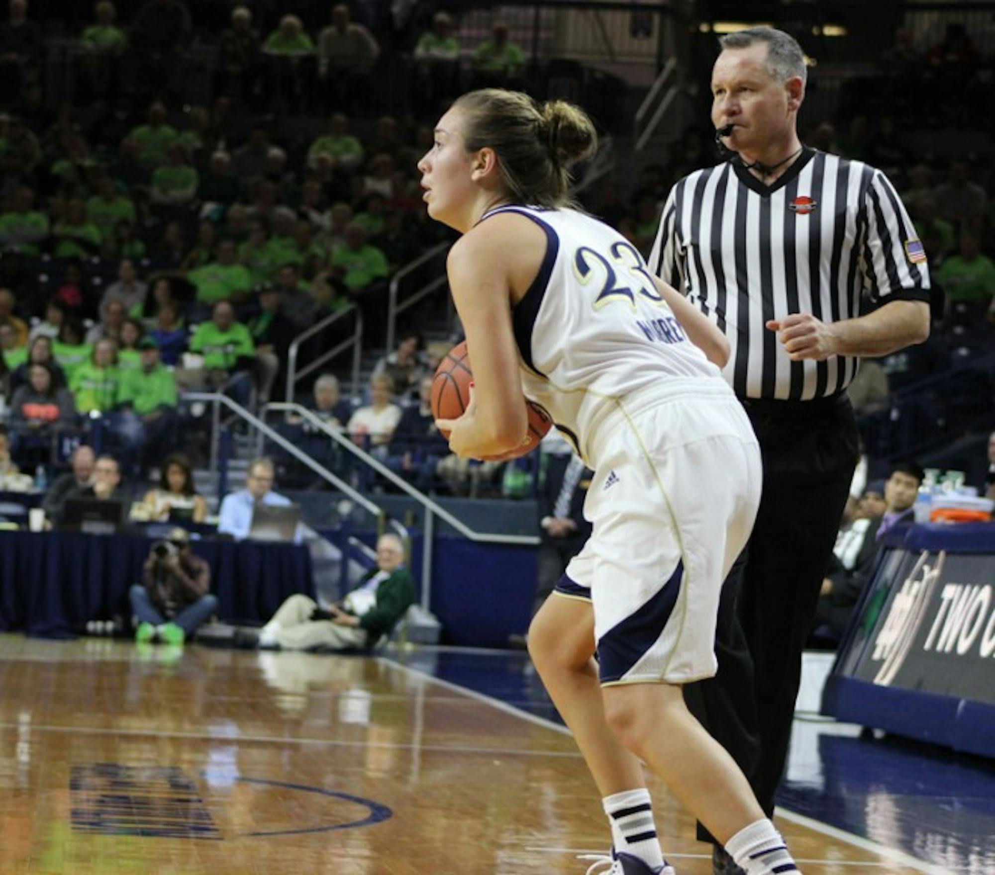 Irish sophomore guard Michaela Mabrey looks to pass during Notre Dame’s 99-50 victory over UNC Wilmington on Nov. 9, 2013. Mabrey averages 9.4 points a game, good for fourth on the team.