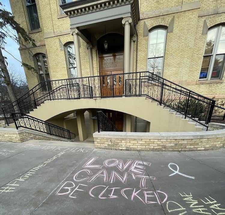 1681249482-1f78caf47f8130a