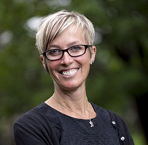 1651248795-063d3cab6ba58c1