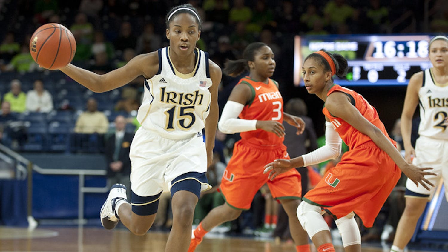20140124-WBball-v-UMiami-Lindsay-Allen-by-Emmet-Farnan