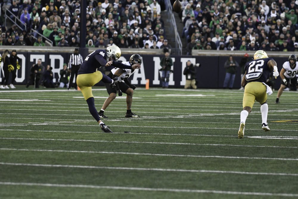 1700523910-42c6604b8643fd7