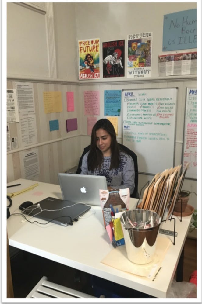 1581085555-cf796b8fe9708e9