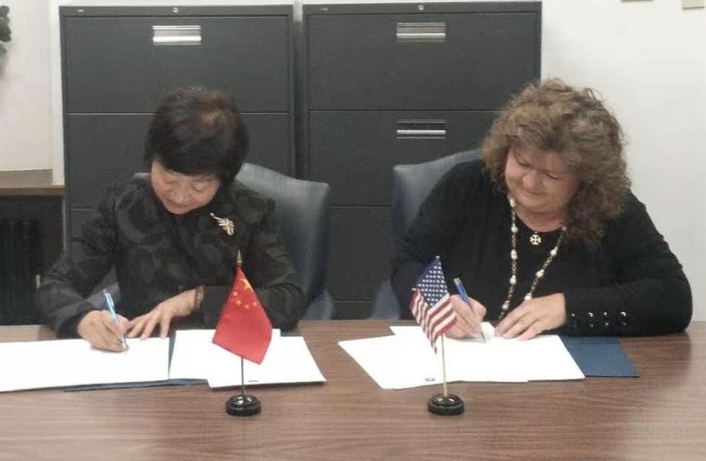 1576017057-1c5cf13e03a0dd4