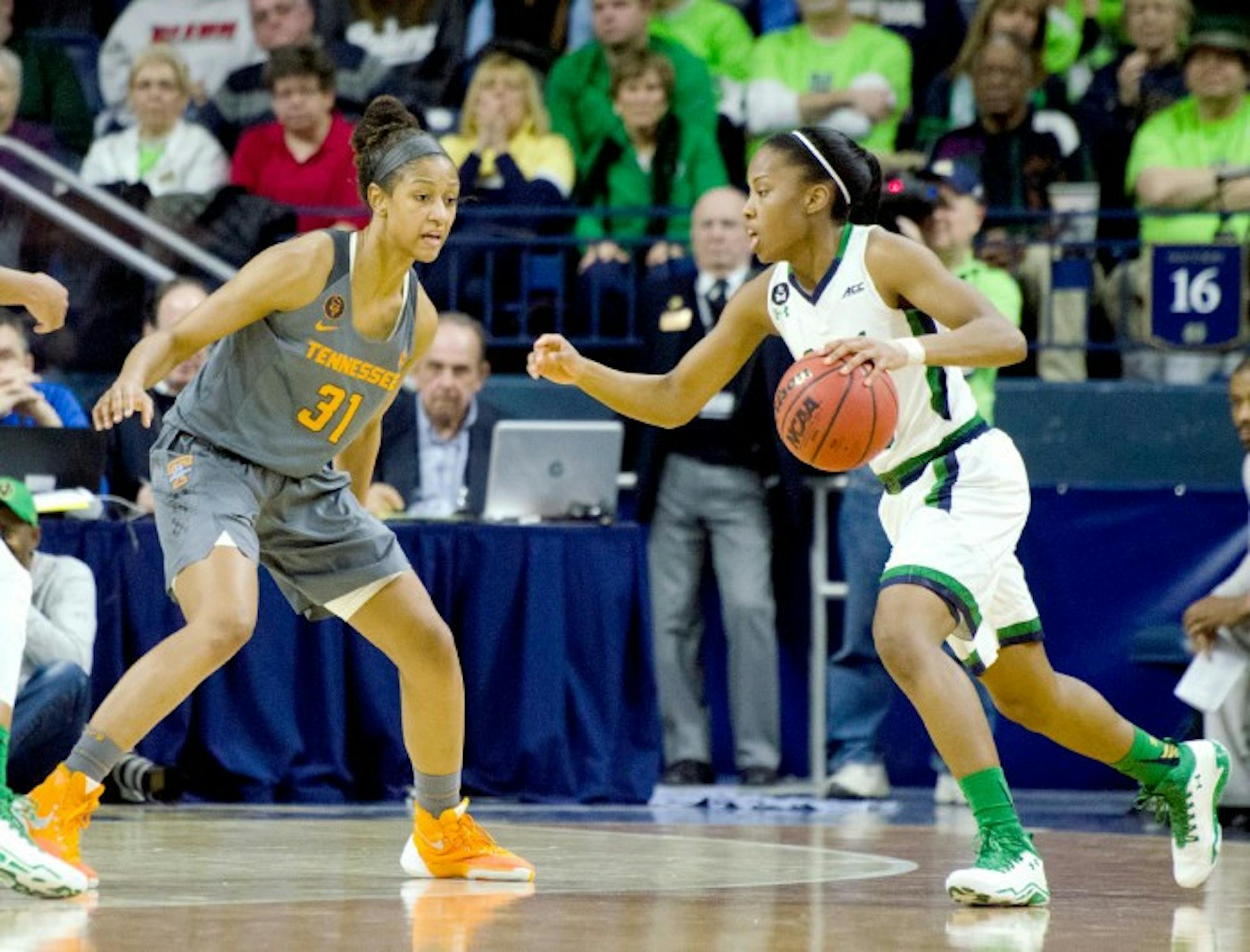 Junior guard Lindsay Allen drives during Notre Dame’s 79-66 victory against Tennessee on Monday at Purcell Pavilion.