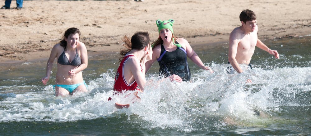 1486685893-dcee96aeb06f52a