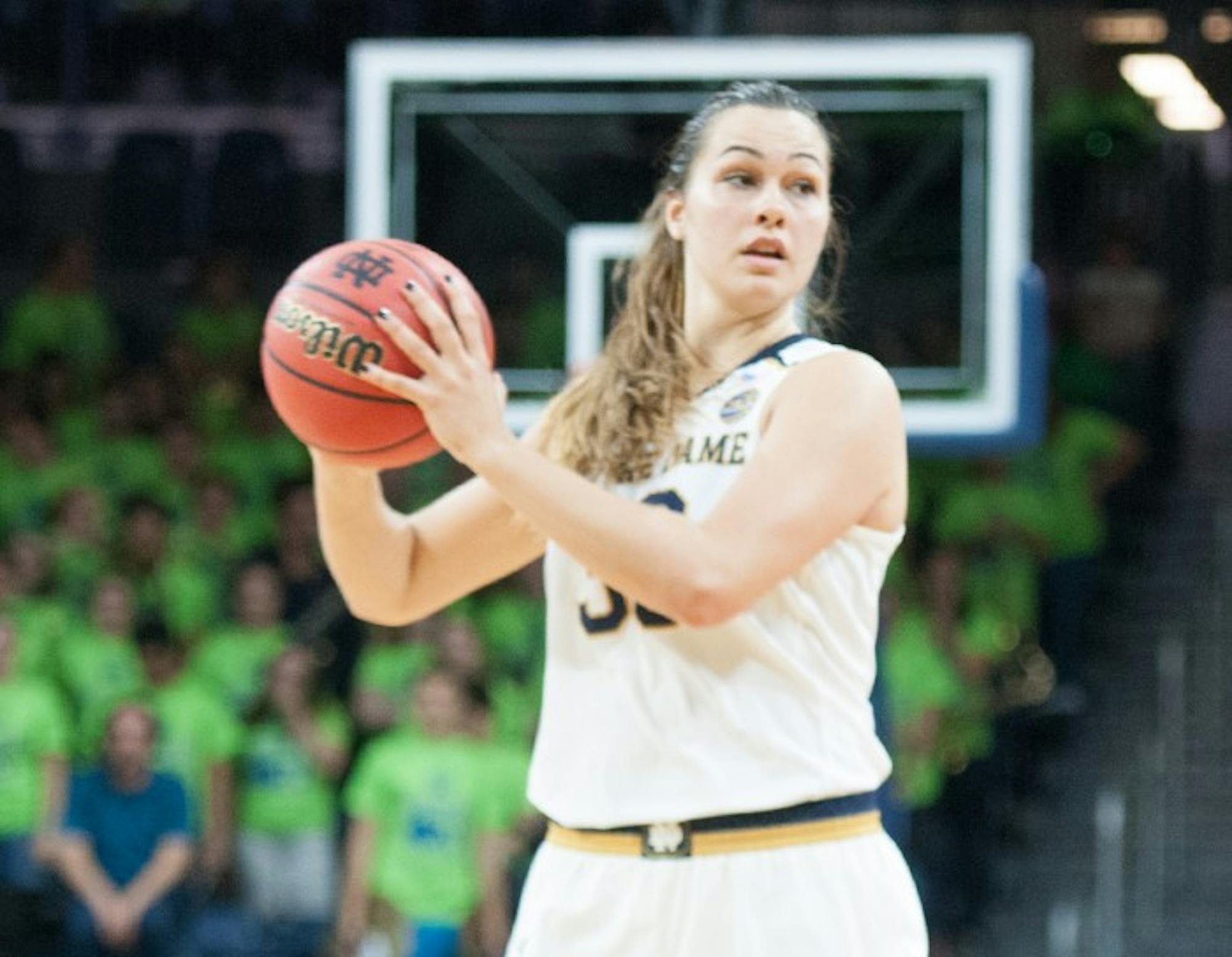 Irish junior forward Kathryn Westbeld looks to pass the ball during Notre Dame’s 71-67 win over Green Bay on Thursday at Purcell Pavilion.