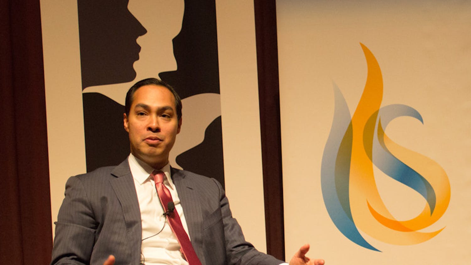 Castro-Lecture-20140407-20140407-DeBartolo-Hall-Emily-McConville-Julian-Castro