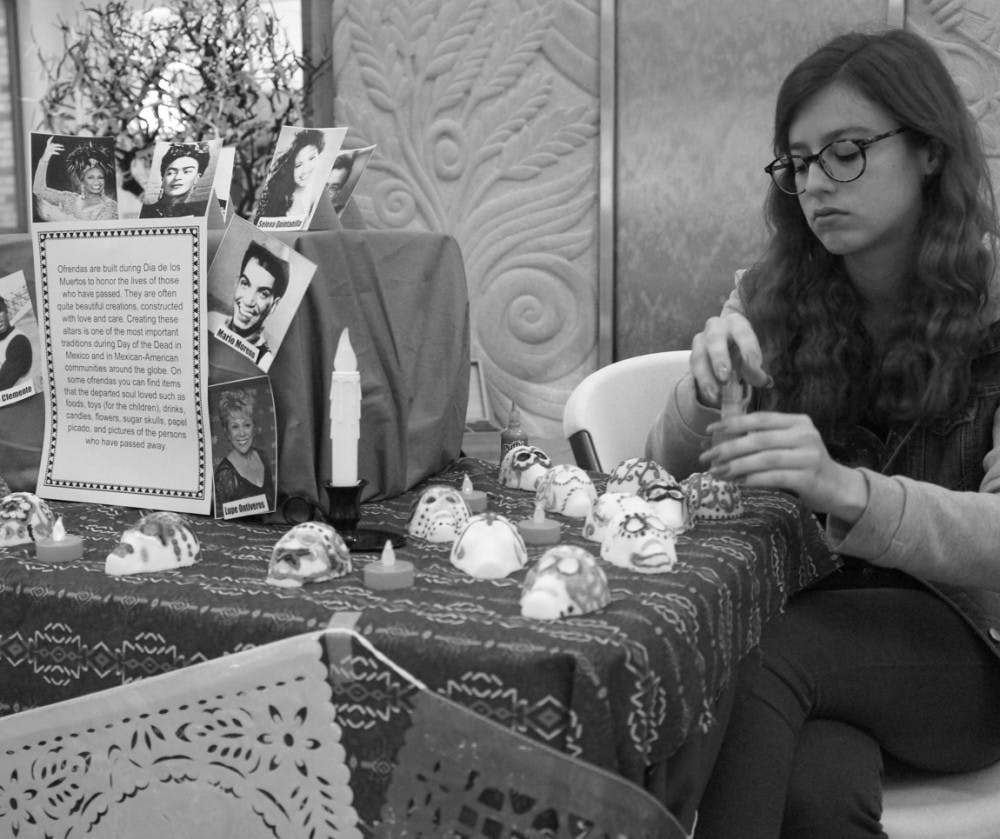 1414620707-aabc455666f7411