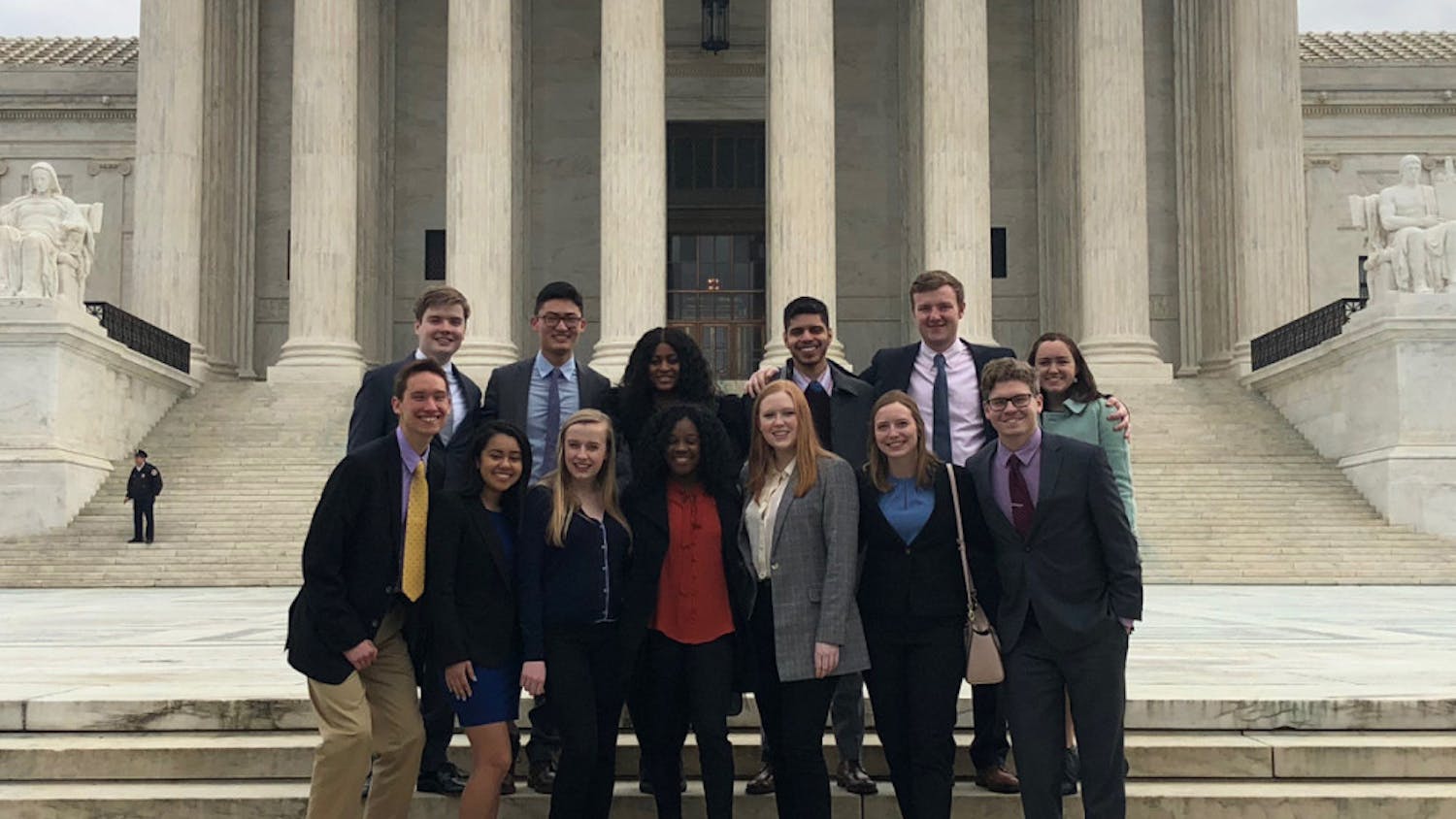 1523413427-c94a94b4e7af337